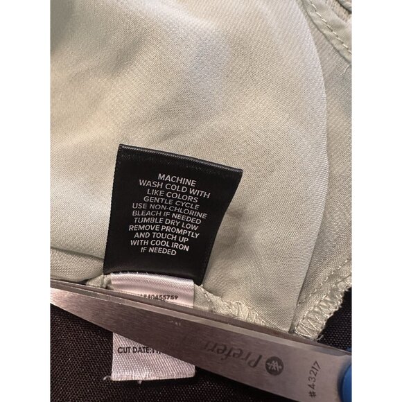 Torrid Green Short Layered Flutter Sleeves Tunic Womens Top Size 1 Career Office - Picture 7 of 7